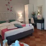 La Magnolia Guest house