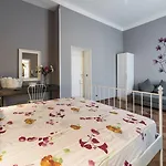 La Magnolia Guest house