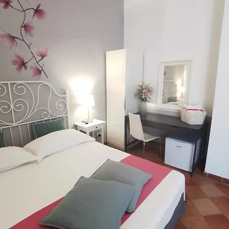 La Magnolia Pensionat 3*