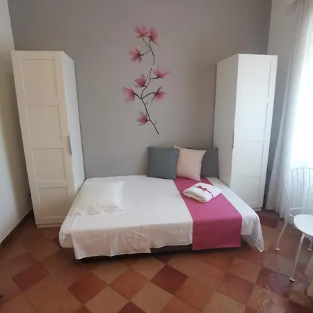 Gasthuis La Magnolia 3*