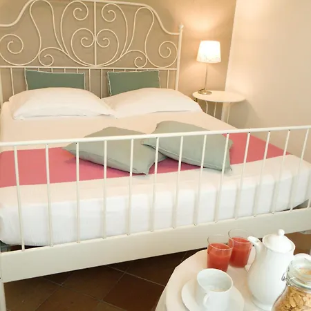 Gasthuis La Magnolia 3*