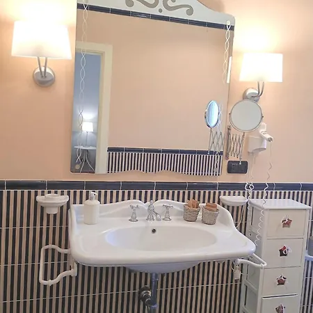 La Magnolia 招待所