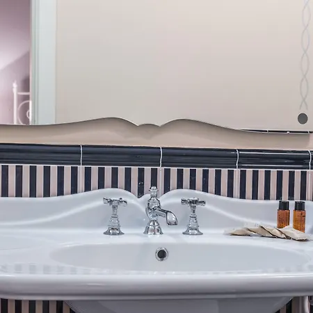 招待所 La Magnolia 3*