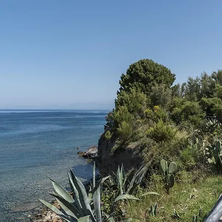 Gasthuis La Magnolia 3*